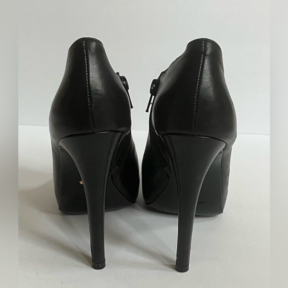 Pour La Victoire Heels Black Booties Boots size 8 - Picture 3 of 7